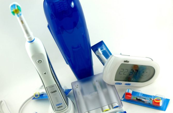Brosse à dents électrique Oral-B Triumph 5000